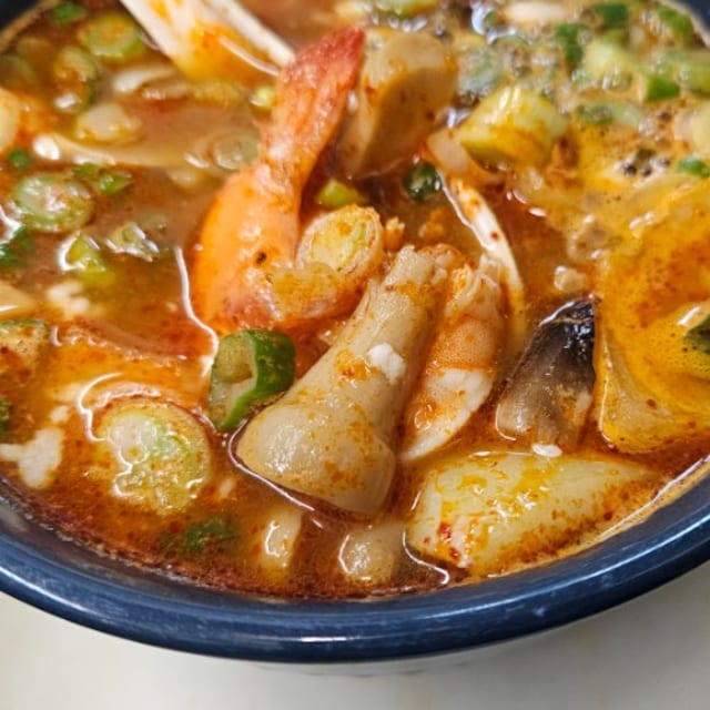 S3 Tom Yum.