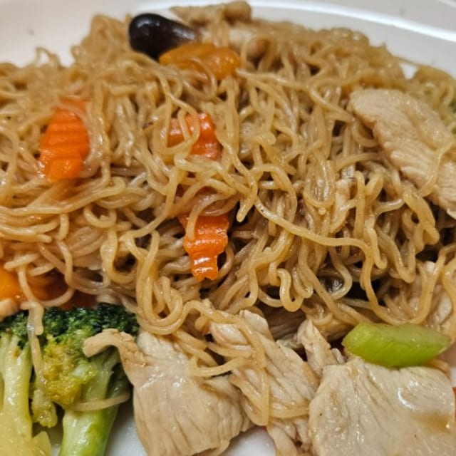 N6 Egg Noodles.