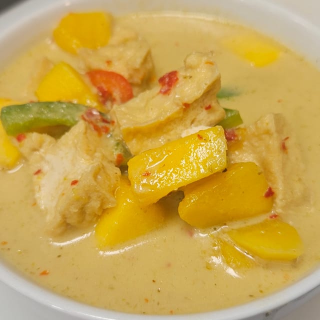 C6 Mango curry.