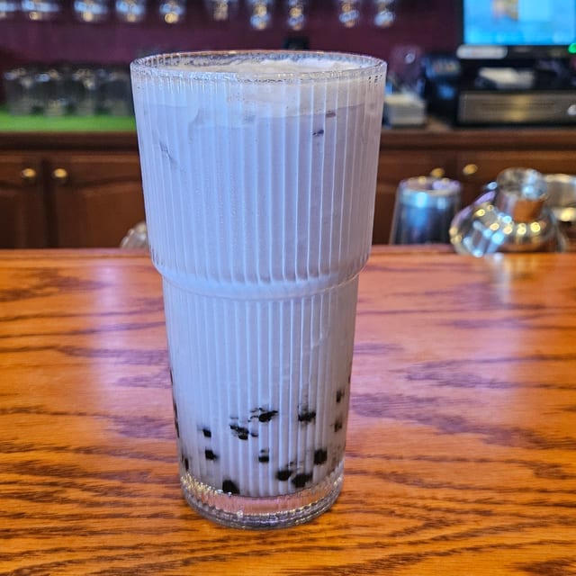 Taro Bob Tea.