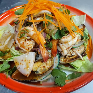 S11 Yum Seafood
